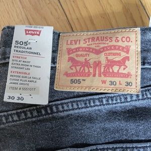 NWT Grey acid wash Levi’s 505 Regular 30/30